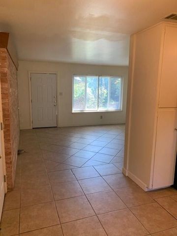 1900 Fairlawn LN 2, Austin, TX 78704