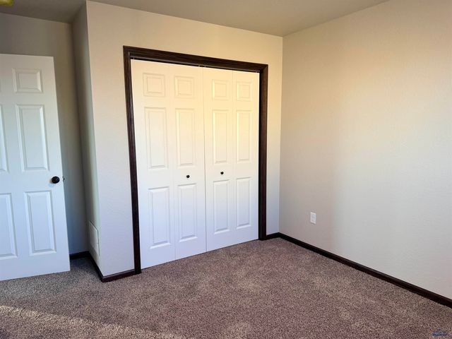 5507 TRAVERSE DR, Rapid City, SD 57703