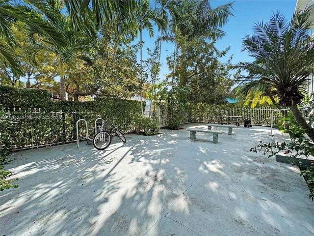 900 Jefferson Ave 5, Miami Beach, FL 33139