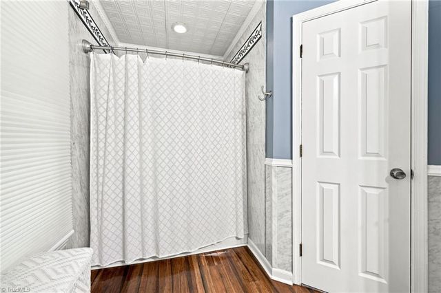 1 Downing Ridge Court, Greensboro, NC 27407