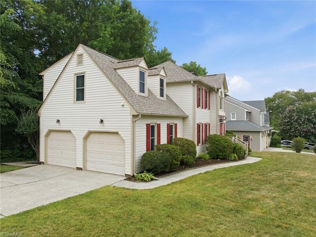 1 Downing Ridge Court, Greensboro, NC 27407