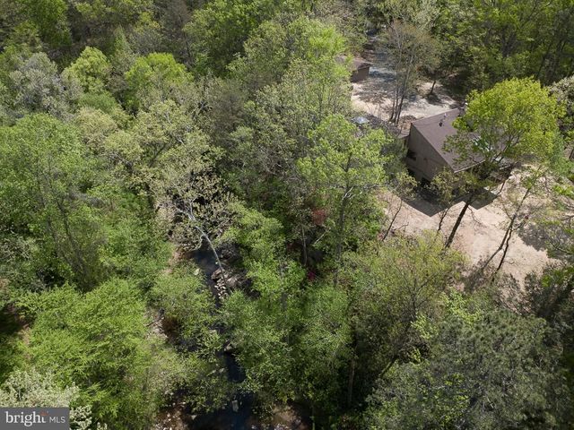 7322 LACKAWANNA DR, Springfield, VA 22150