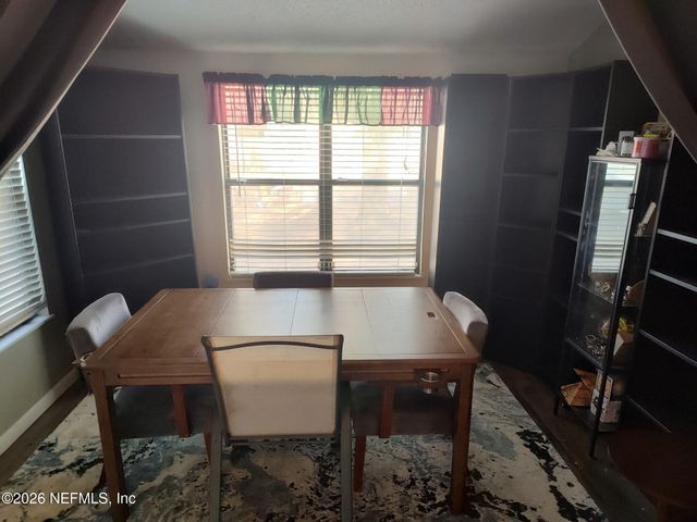 3610 COLLEGE Place, Jacksonville, FL 32205