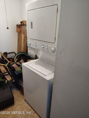 3610 COLLEGE Place, Jacksonville, FL 32205