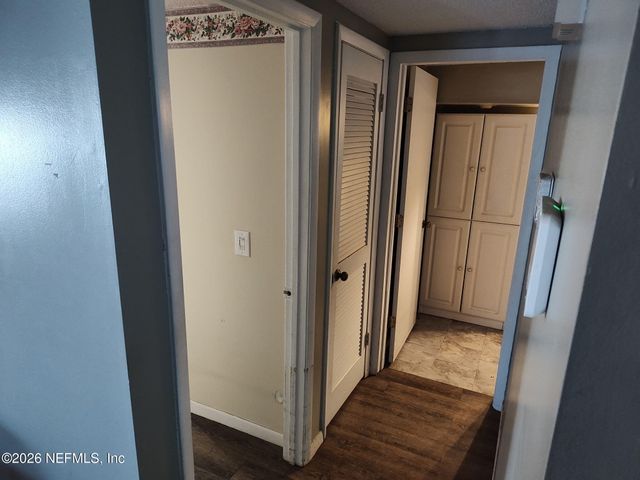 3610 COLLEGE Place, Jacksonville, FL 32205