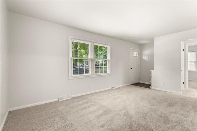 8809 E 71st Terrace, Raytown, MO 64133