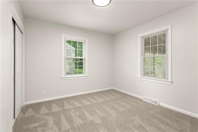 8809 E 71st Terrace, Raytown, MO 64133