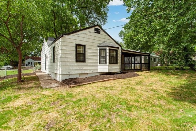 8809 E 71st Terrace, Raytown, MO 64133