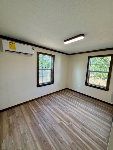 709 Fourth Street, Bangs, TX 76823