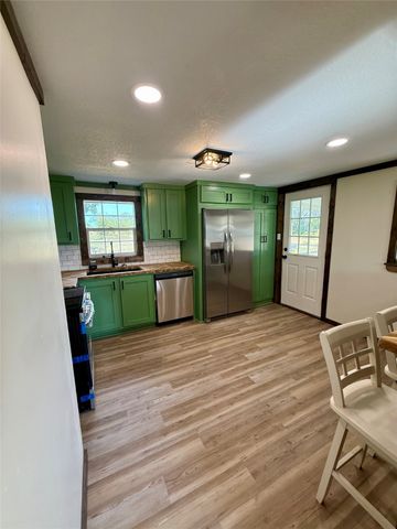 709 Fourth Street, Bangs, TX 76823