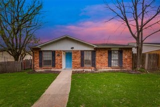 9230 Millwood Drive, Rowlett, TX 75088