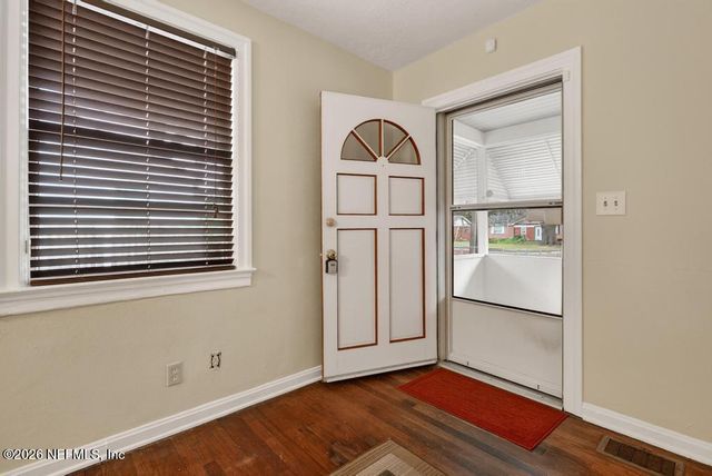 2862 SEVILLE Court, Jacksonville, FL 32207