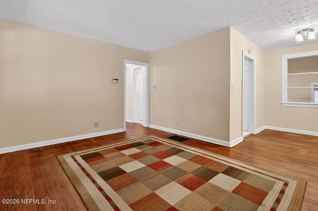 2862 SEVILLE Court, Jacksonville, FL 32207