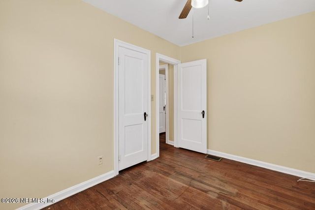 2862 SEVILLE Court, Jacksonville, FL 32207