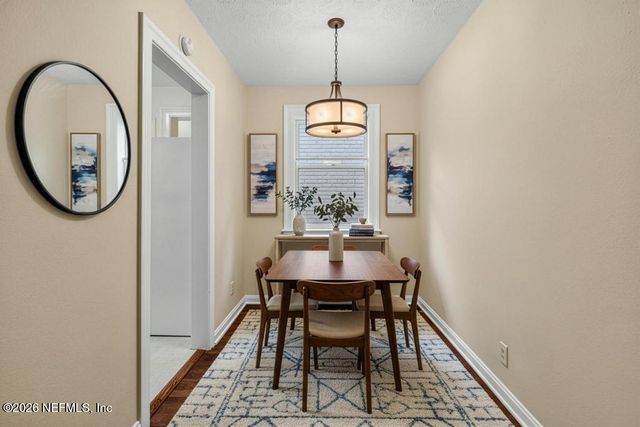 2862 SEVILLE Court, Jacksonville, FL 32207