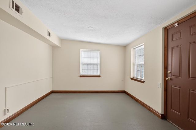 2862 SEVILLE Court, Jacksonville, FL 32207