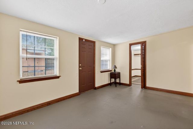 2862 SEVILLE Court, Jacksonville, FL 32207