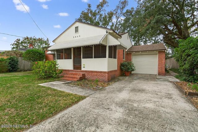 2862 SEVILLE Court, Jacksonville, FL 32207