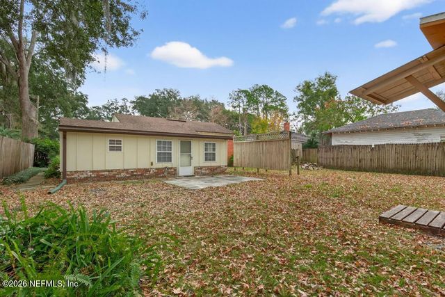 2862 SEVILLE Court, Jacksonville, FL 32207