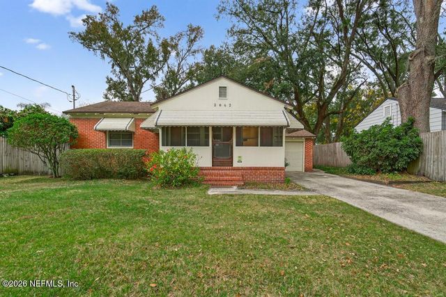 2862 SEVILLE Court, Jacksonville, FL 32207