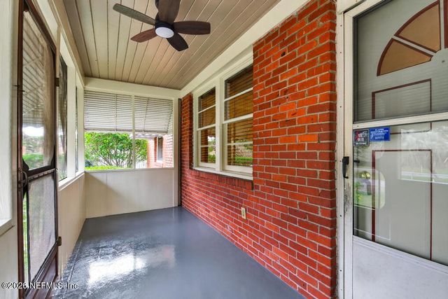 2862 SEVILLE Court, Jacksonville, FL 32207