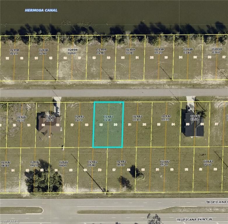1402 8th TER, CAPE CORAL, FL 33993 — photo 2