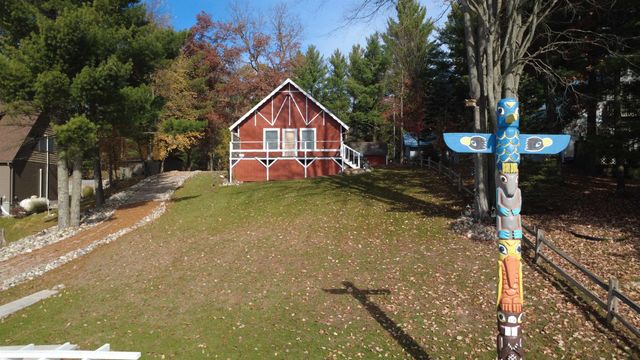 1820 N Ogemaw Trail, Churchill Twp, MI 48661