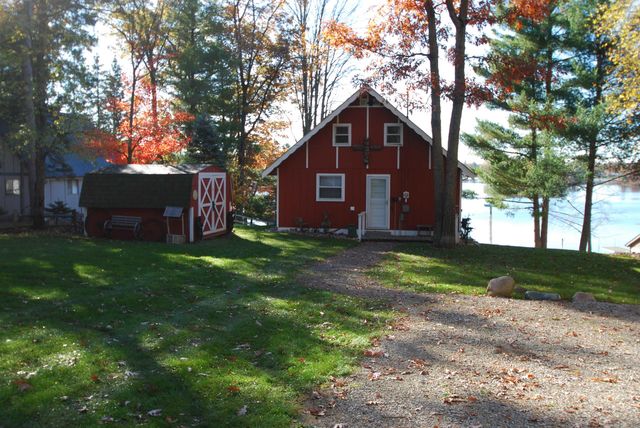 1820 N Ogemaw Trail, Churchill Twp, MI 48661