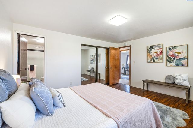 108 W 45th Avenue, Kennewick, WA 99337