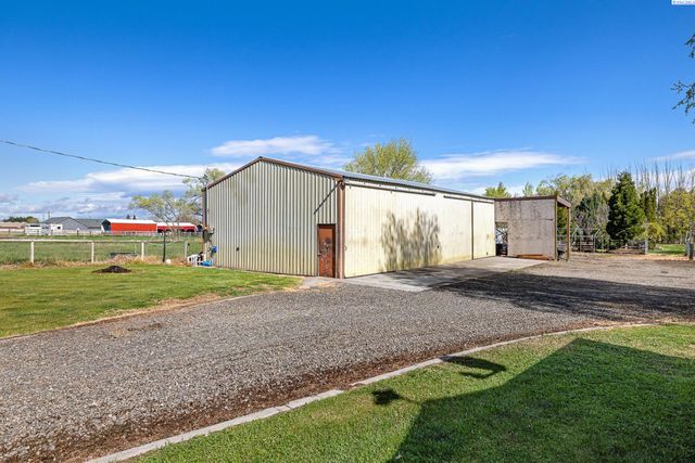 108 W 45th Avenue, Kennewick, WA 99337