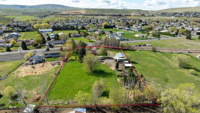 108 W 45th Avenue, Kennewick, WA 99337