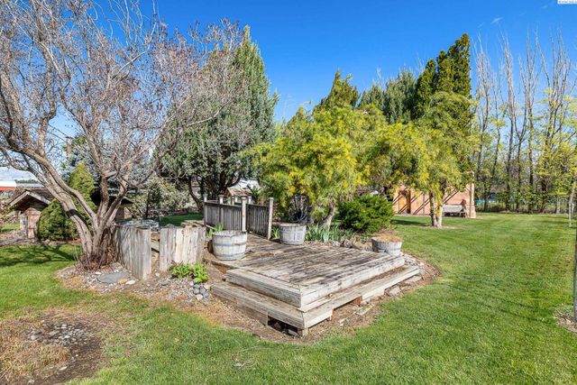 108 W 45th Avenue, Kennewick, WA 99337