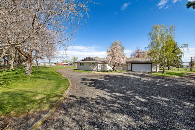 108 W 45th Avenue, Kennewick, WA 99337