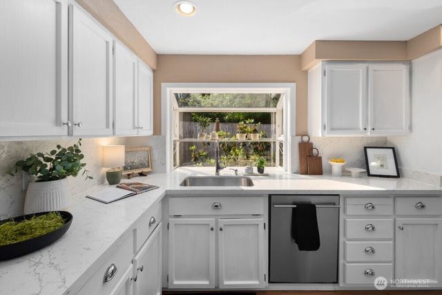 12138 NE 166th Place, Bothell, WA 98011