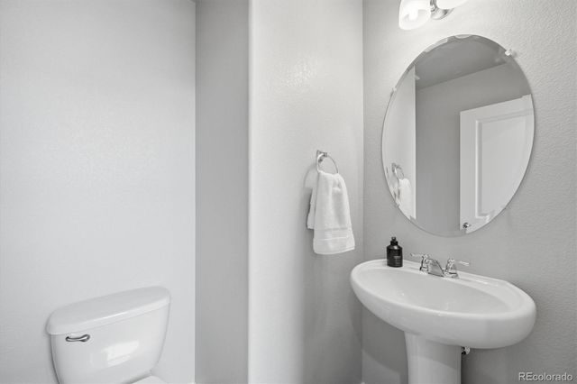 10241 Bellwether Lane, Lone Tree, CO 80124