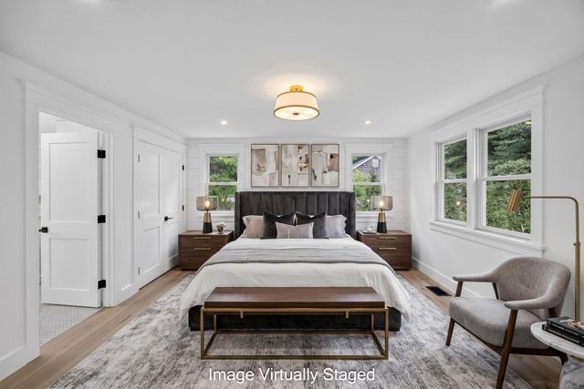 31 Jasons Ln, Barnstable, MA 02655