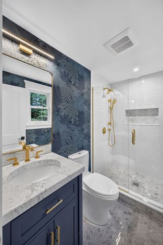 31 Jasons Ln, Barnstable, MA 02655