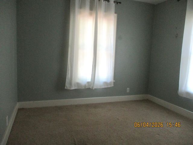 2624 LECLAIRE Street, Davenport, IA 52803