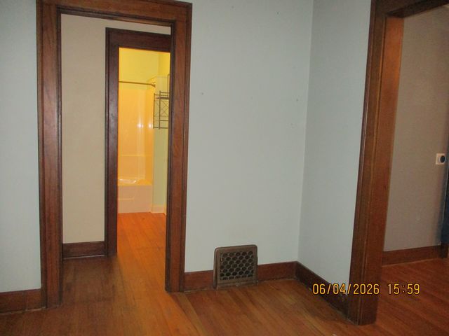 2624 LECLAIRE Street, Davenport, IA 52803