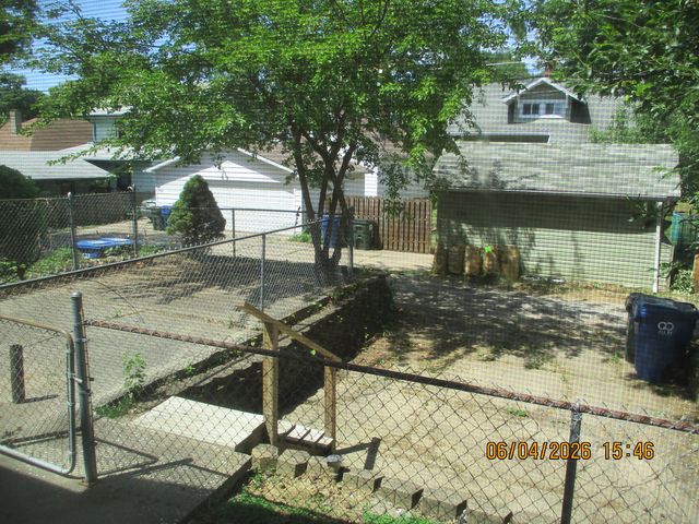 2624 LECLAIRE Street, Davenport, IA 52803