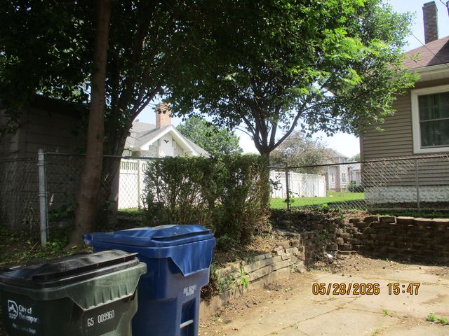 2624 LECLAIRE Street, Davenport, IA 52803
