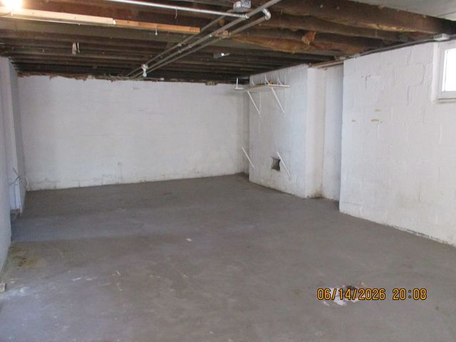 2624 LECLAIRE Street, Davenport, IA 52803