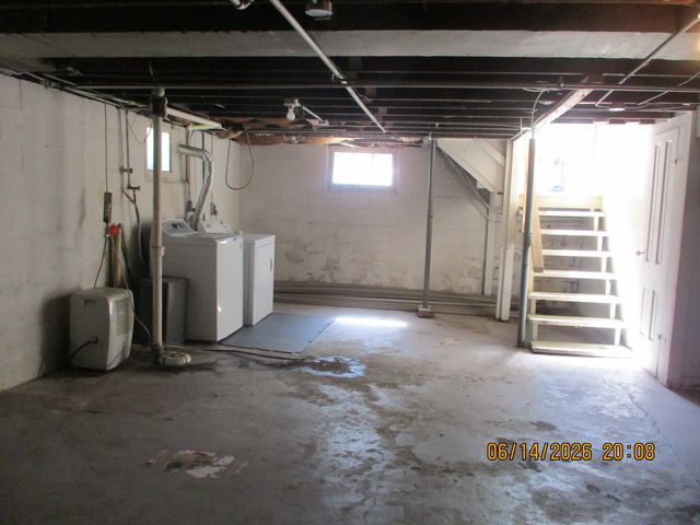 2624 LECLAIRE Street, Davenport, IA 52803