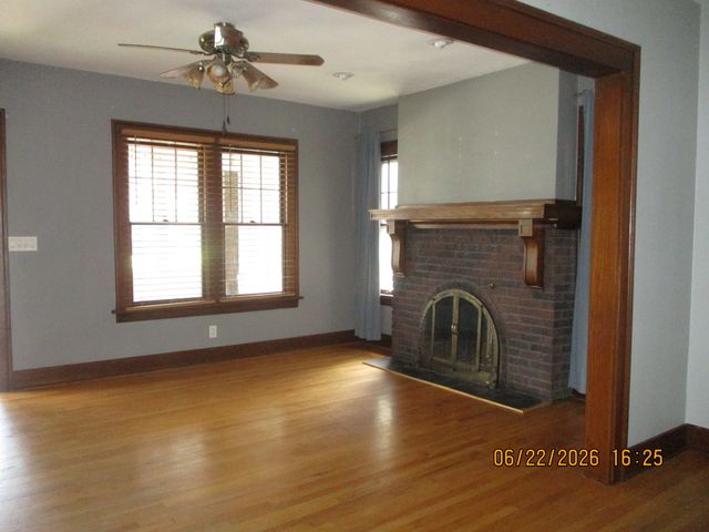 2624 LECLAIRE Street, Davenport, IA 52803