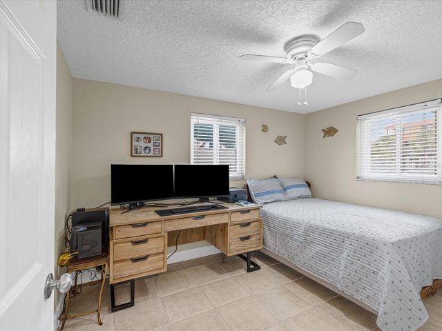 13521 VERONICA DRIVE, Hudson, FL 34667