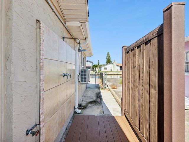13521 VERONICA DRIVE, Hudson, FL 34667