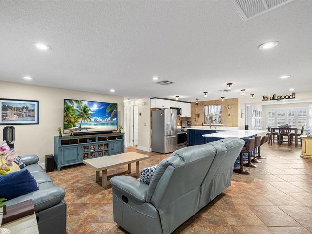 13521 VERONICA DRIVE, Hudson, FL 34667