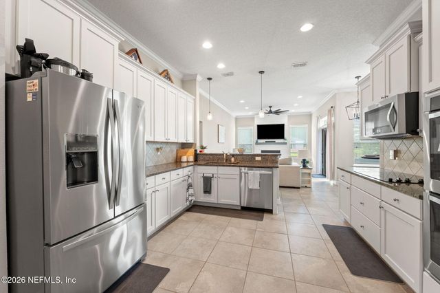 5384 CLAPBOARD CREEK Drive, Jacksonville, FL 32226