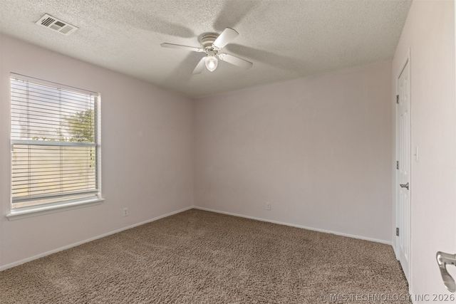 15934 S 294th East Avenue, Coweta, OK 74429
