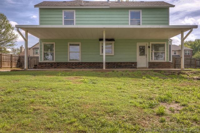 15934 S 294th East Avenue, Coweta, OK 74429